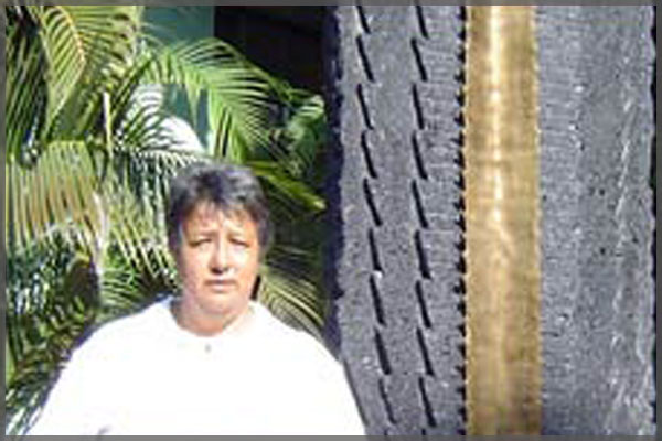 Profile picture of Ajijic artist and Sculptor Estela Hidalgo.