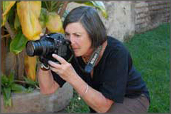 Ajijic artist and photographer Jill Flyer.